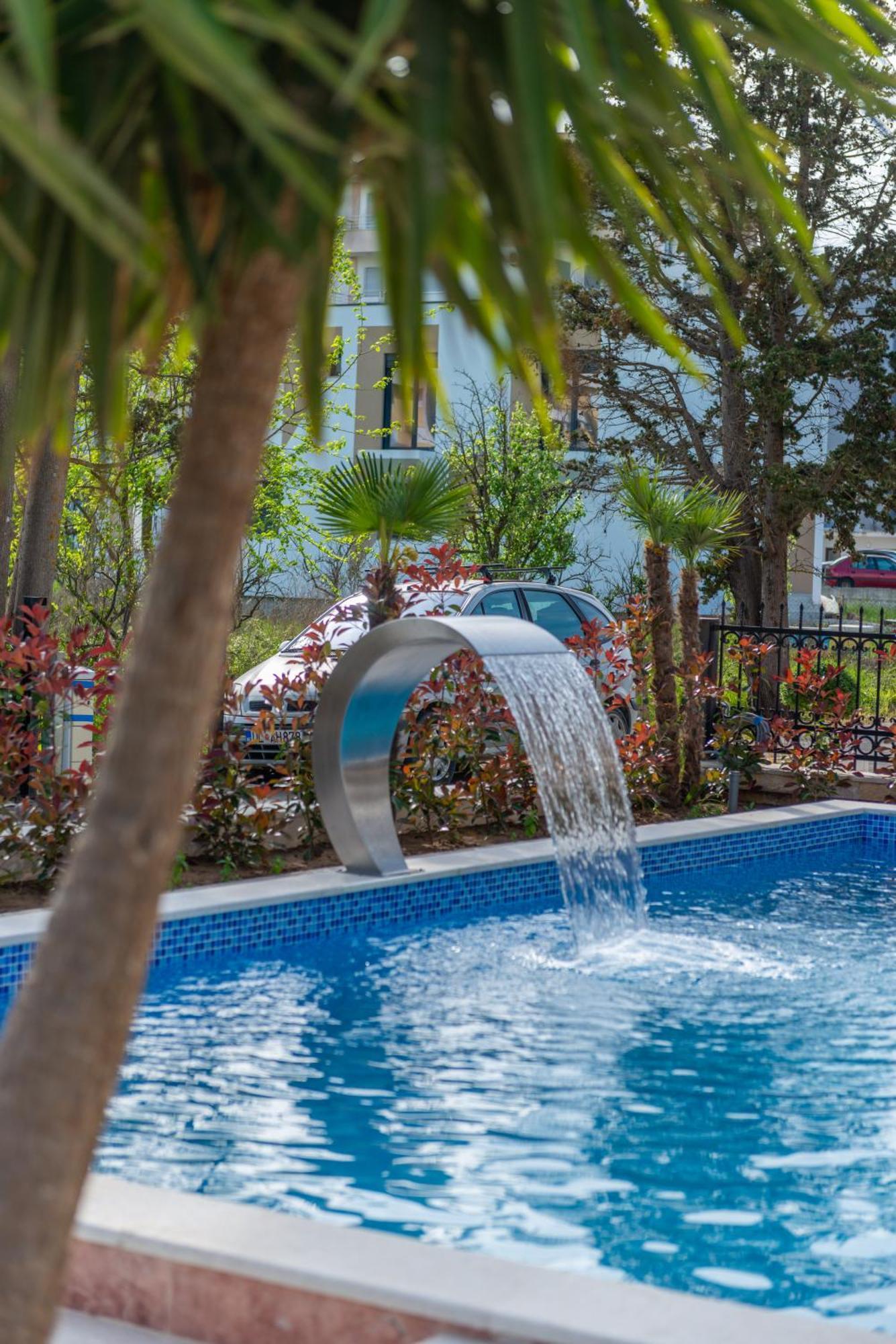 Miami Apartments Улцин Екстериор снимка