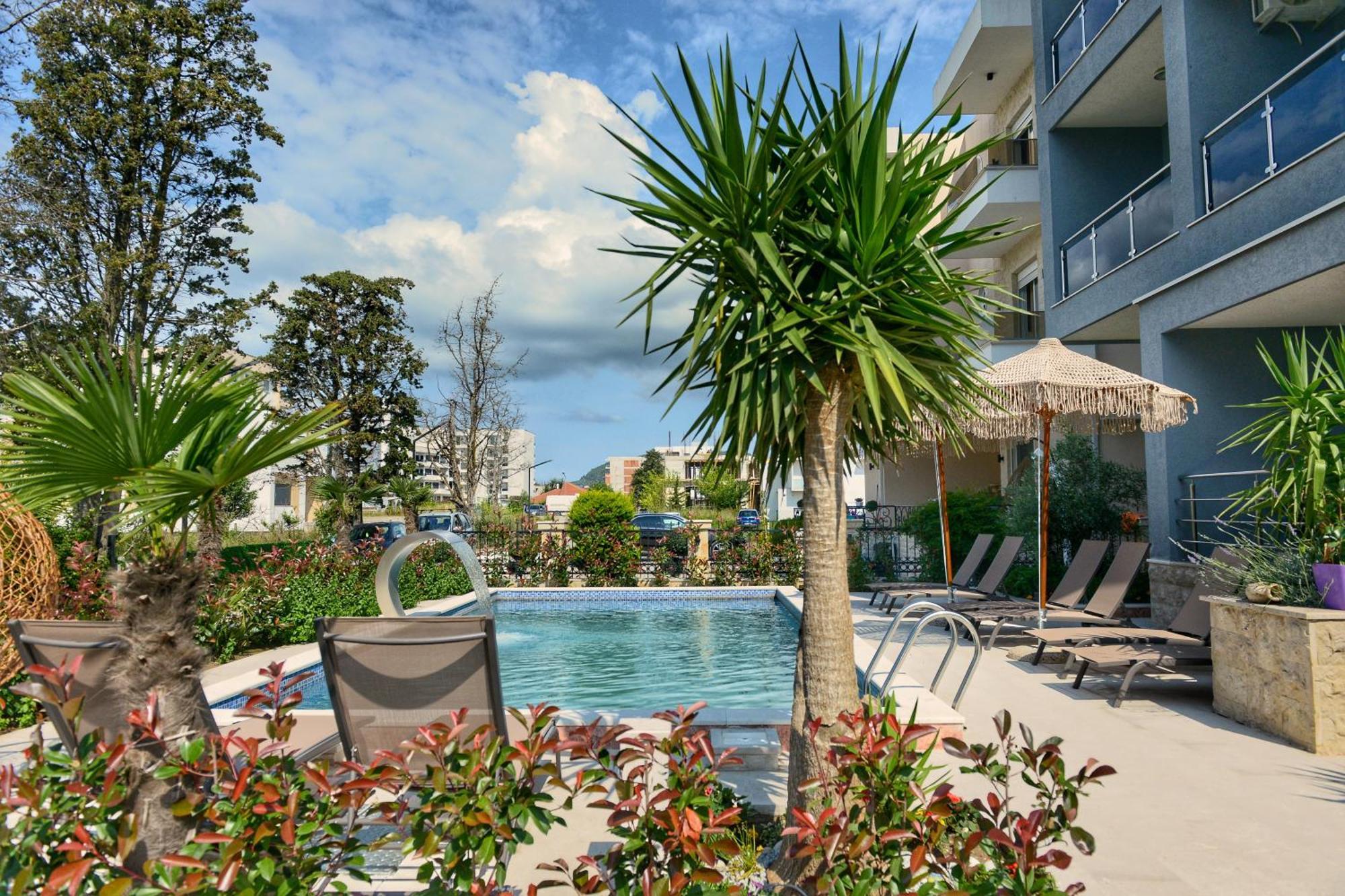 Miami Apartments Улцин Екстериор снимка