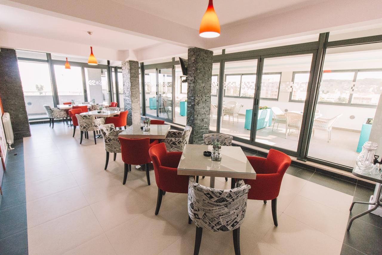 Miami Apartments Улцин Екстериор снимка