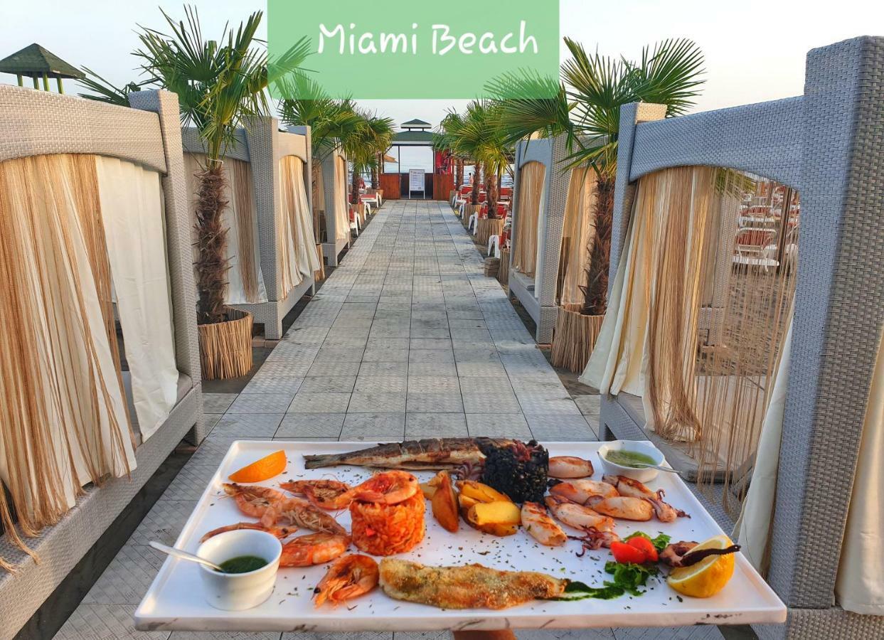 Miami Apartments Улцин Екстериор снимка